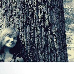 Meet your Posher, Elise